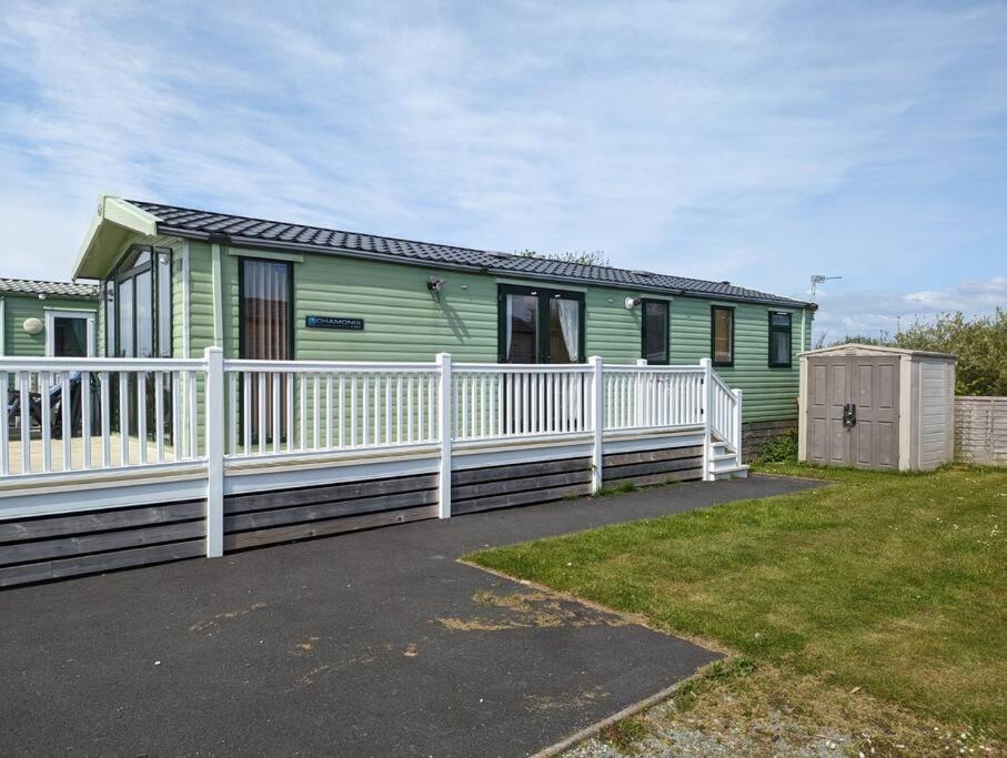 6 Berth Holiday Home On Ocean Edge Near Morecambe Хейшем Экстерьер фото
