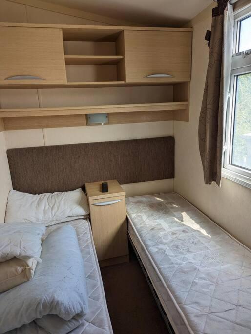 6 Berth Holiday Home On Ocean Edge Near Morecambe Хейшем Экстерьер фото