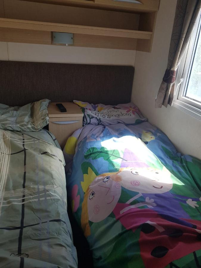6 Berth Holiday Home On Ocean Edge Near Morecambe Хейшем Экстерьер фото